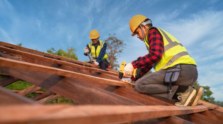 Professional Flat Roofing Installation services in Loogootee, IN